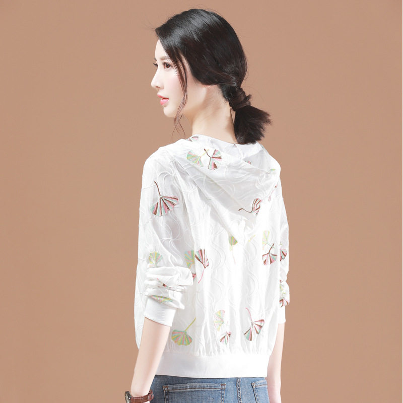 Miamaschmann thin section with cap short coat female embroidered white jacket 2022 spring new loose baseball suit