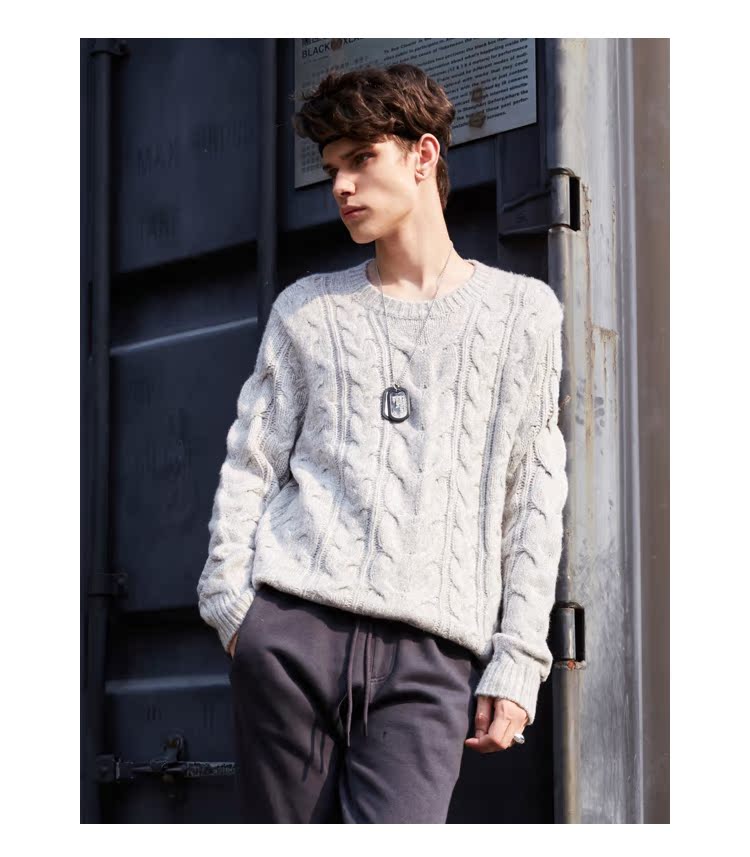 Áo len dệt kim nam dày màu đen của cá voi đen HLAJEANS 2018 sản phẩm mới với áo len dài tay nam quần kaki nam ống đứng