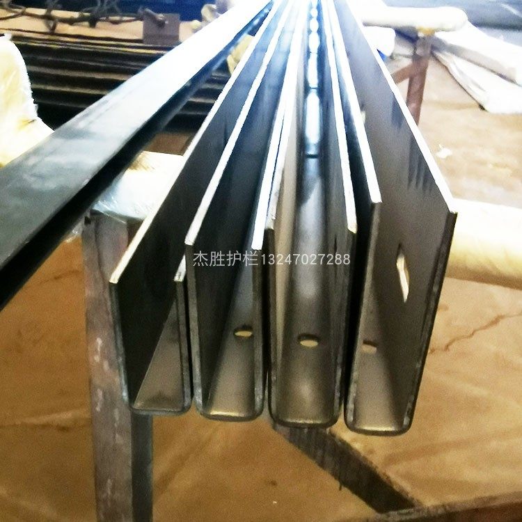 High cost performance multi-size pre-embedded U-shaped galvanized steel tank neck stairs balcony railings without frame glass guardrails