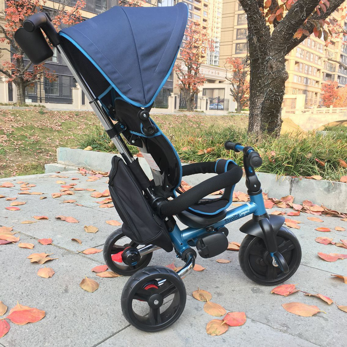 Irish child tricycle trolley trolley baby can fold and light baby multifunction three-in-one