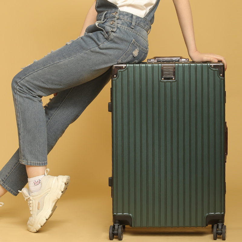 Lucani kangaroo trolley case 24 inch female fashion customs lock universal wheel suitcase 20 password boarding case male 26