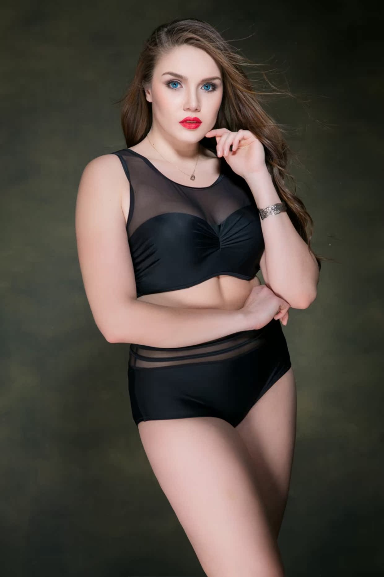 D cup bikini áo tắm nữ kích thước lớn lưới khâu đen thép tấm gợi cảm tập hợp giảm béo eo cao ngực lớn áo tắm - Bikinis bộ bơi dài tay nữ