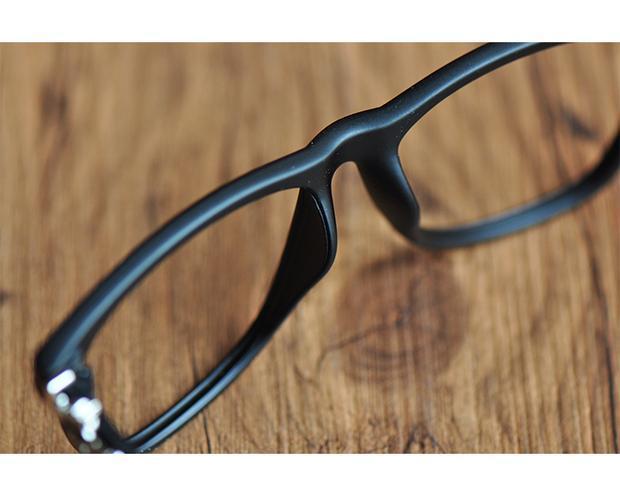 Kính retro khung đen mới khung nam và nữ phiên bản Hàn Quốc không có ống kính khung kính lớn khung thủy triều gương phẳng kính gọng vuông