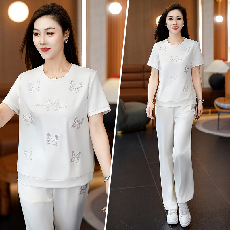 Summer Sportswear Set for Women, Two-Piece Set, Fashionable and Elegant, Ice Silk Short-Sleeved, Casual and Age-Reducing Outfit for Mothers, Complete Set