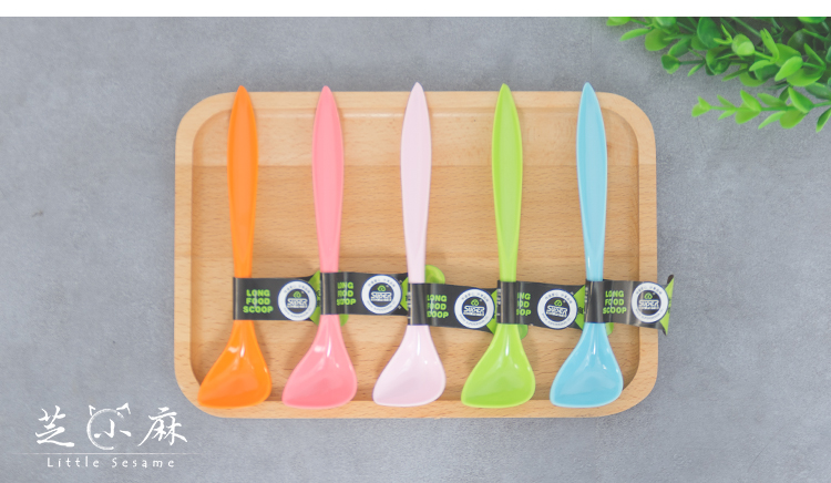 芝 小 麻 siêu Supper silicone mèo đóng hộp nắp đậy nắp đậy tươi cho ăn thìa phổ quát - Cat / Dog hàng ngày Neccessities bát ăn cho mèo	