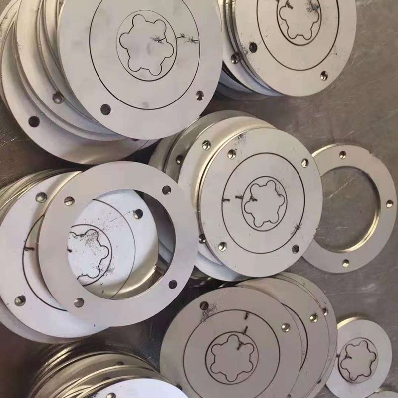 304 stainless steel plate material 5mm3mm2mm1mm thick to figure laser cut machining to make with hole fitting base plate