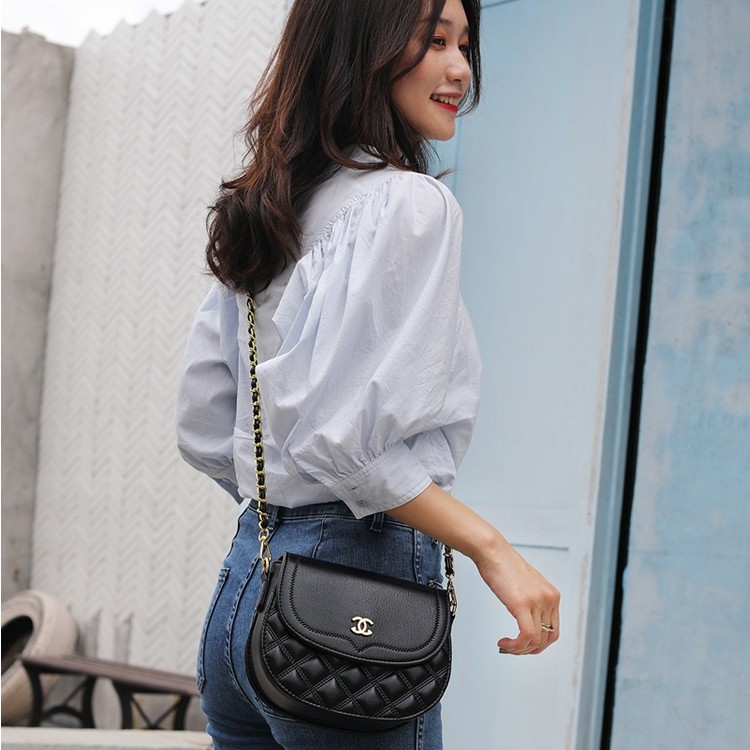 New Genuine Chanel Bag for Women, Genuine Leather, Designer Brand, Fashionable and Versatile, Crossbody and Shoulder Bag with Quilted Pattern