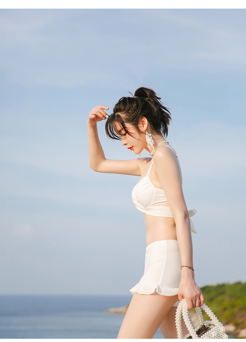 Áo tắm ba mảnh mùa xuân nước nóng nhỏ bikini bikini tập hợp thép tấm ngực nhỏ đã mỏng che bụng áo tắm bảo thủ - Bikinis áo tắm đẹp 2020