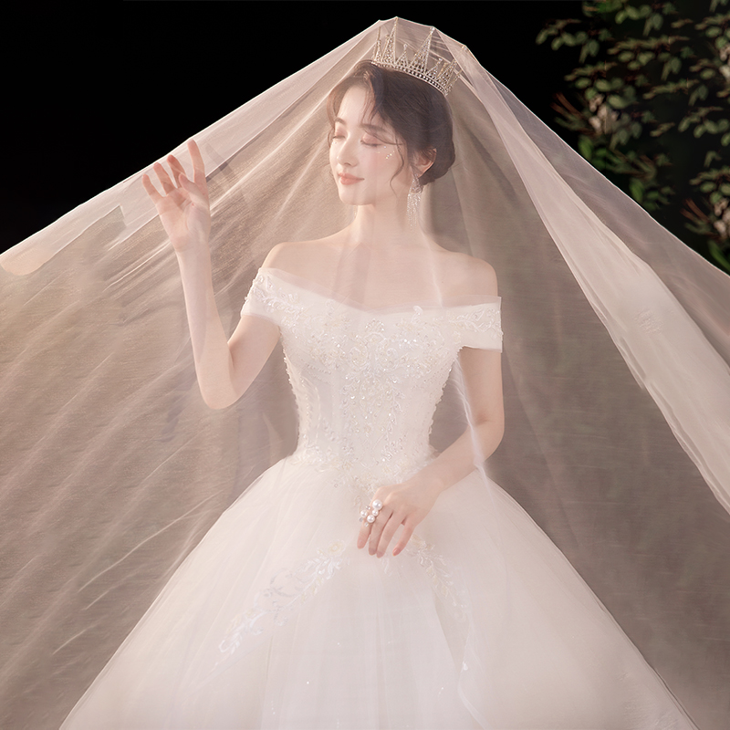 Main wedding dress 2024 new bride French -style shoulder -shoulder main yarn high -end texture tail summer small people out of the gauze Main wedding dress 2024 new bride French -style shoulder -shoulder main yarn high -end texture tail summer small people out of the gauze