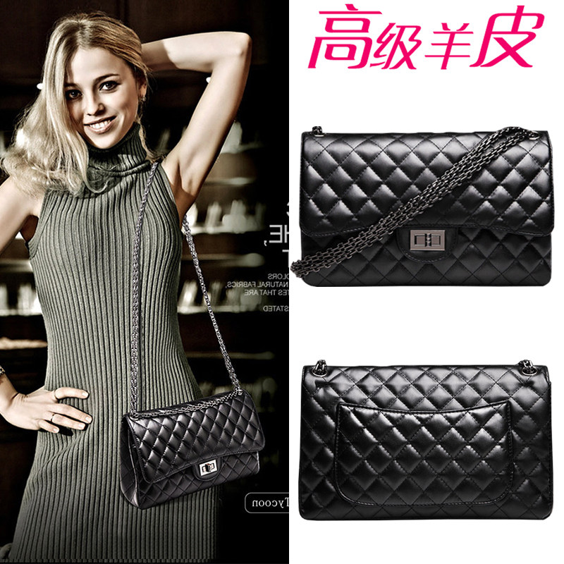 Magnesite chain pack 2022 new wave fashion small fragrant wind genuine leather girl bag texture brief about 100 hitch satchel woman