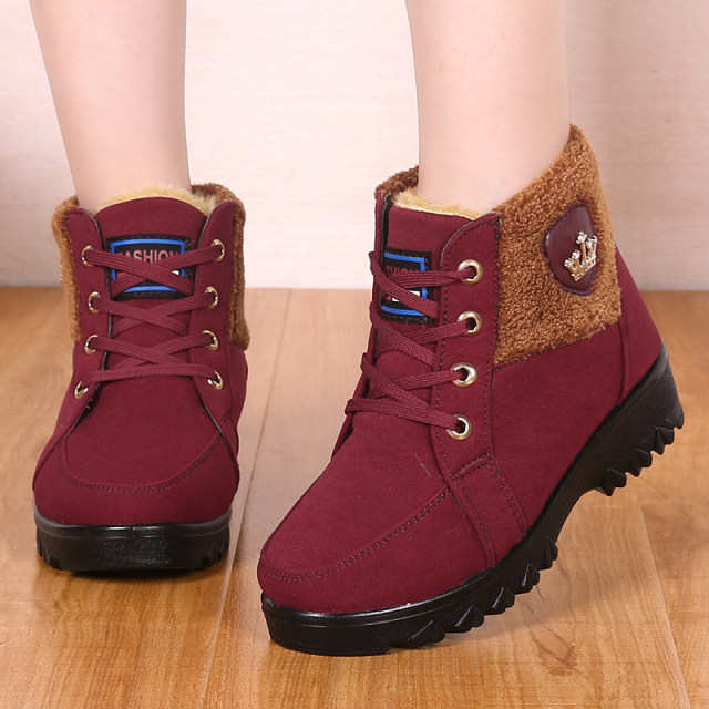 Winter new old Beijing cloth shoes for women, middle-aged and elderly thickened warm high-top mother's thick-soled non-slip women's short boots