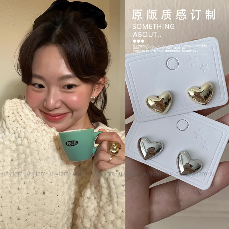 Korean small crowddesign silver-loving earrings 2023 new wave peach heart 925 silver needle metal ear nail earring-Taobao