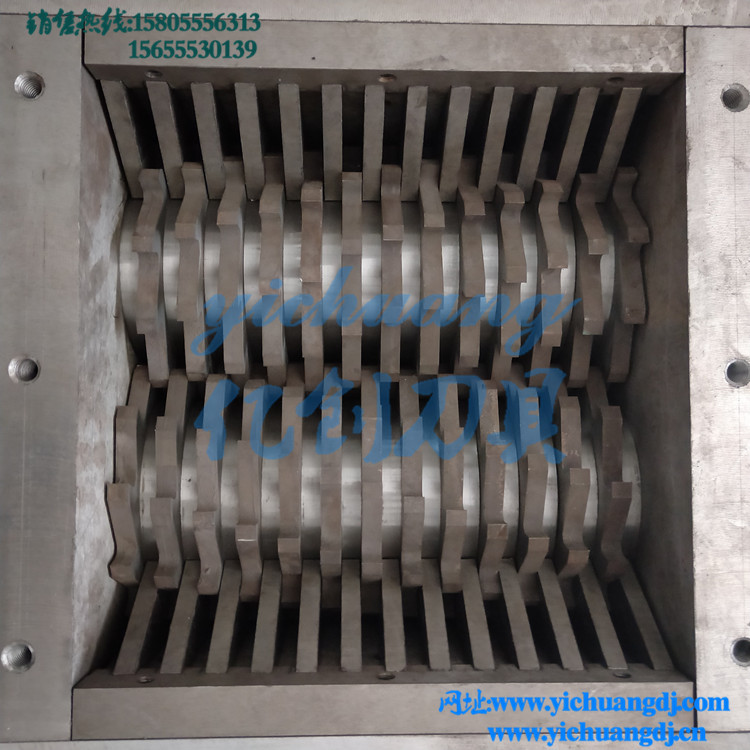 Maanshan Environmental Protection Machinery 300 shredder chassis manufacturer customizes the complete garbage shredder