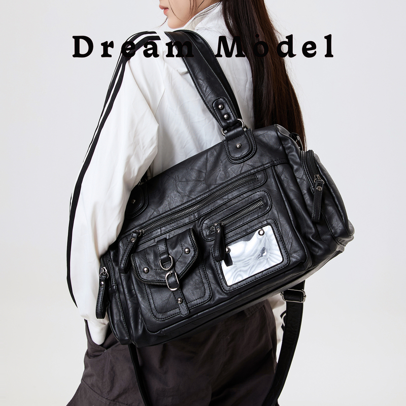【Xiangnai'Er】Black Multi-Pocket Trendy Tote Bag for Women, Niche Cool Biker Bag, Vintage Shoulder Crossbody Bag