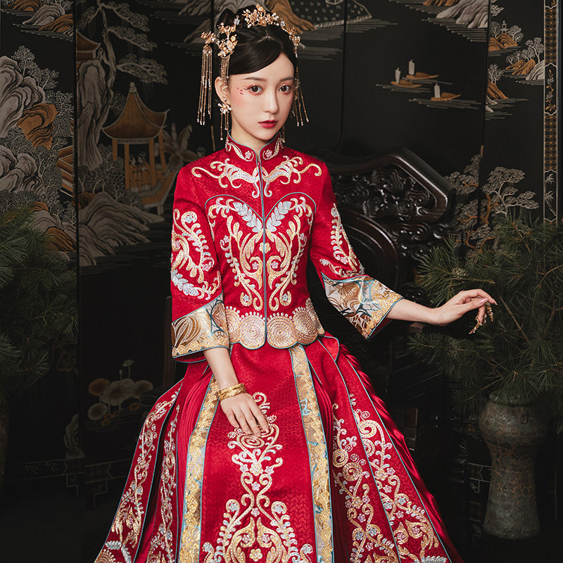 Show and suit 2021 new wedding dress Chinese wedding brides come out of the loft, dragon and phoenix hang Fengguan Xia, Chinese windy clothes
