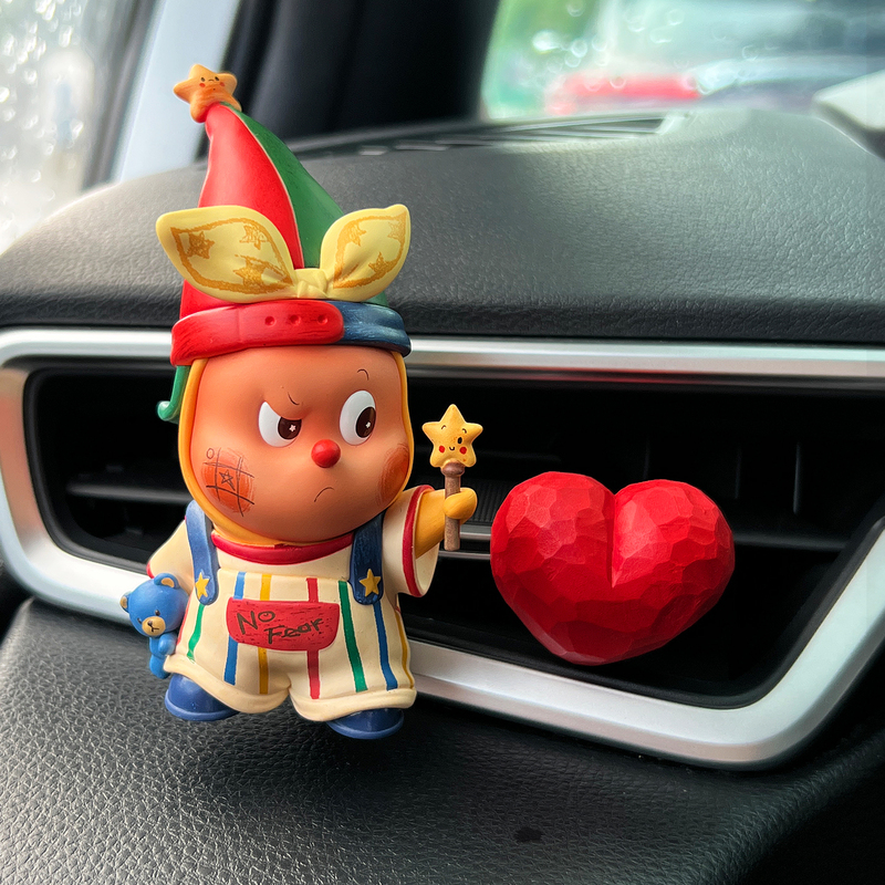 Bubble Mart Star Man Car Air Conditioner Vent Aromatherapy Decoration Car Ornament 2026 New Car Interior Accessories