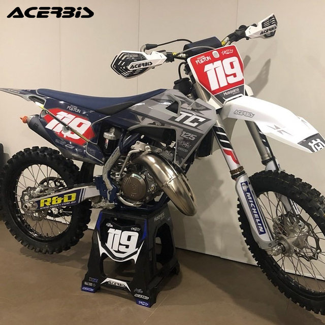 Italian Acerbis Off-Road Motorcycle Handguards, Anti-Fall, Anti-Sand and Stone Splash Protection, Bow Guard, Ktm Husqvarna