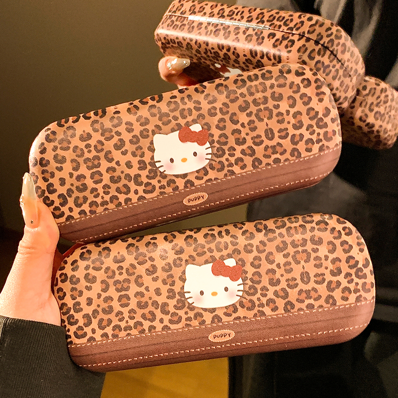 Cute Leopard Print Cat Glasses Case for Women, High-Looking, Portable, Pressure-Resistant, Anti-Fall, Sunglasses, Student Myopia Glasses Storage Box
