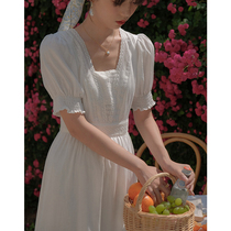 Beautiful Emperor heavy duty lace stitching French Pastoral style bubble sleeves White dress long skirt high waist