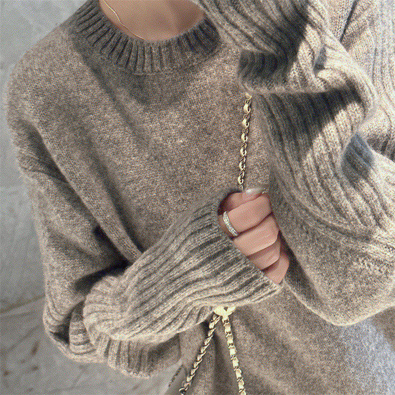 Gray Thickened Round-Neck Pullover Wool Knit Sweater for Women, Early Autumn Loose Lazy Style Base Layer Top