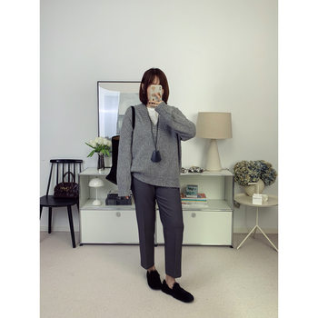 Minimalist style tencel wool blend v-neck loose sweater knitted top 25 new autumn and winter styles cormorant