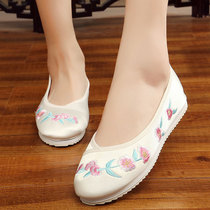 2017 new flat-bottomed dance retro ethnic style embroidered cloth shoes old Beijing womens single shoes Hanfu shoes peach blossom