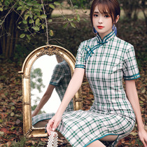 Cheongsam young girl 2021 New Spring modified dress Chinese style Plaid slim long