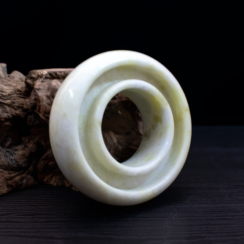 Natural jade jade muscle stone health massage wheel Lantian jade jade large disc back scraping artifact beauty body