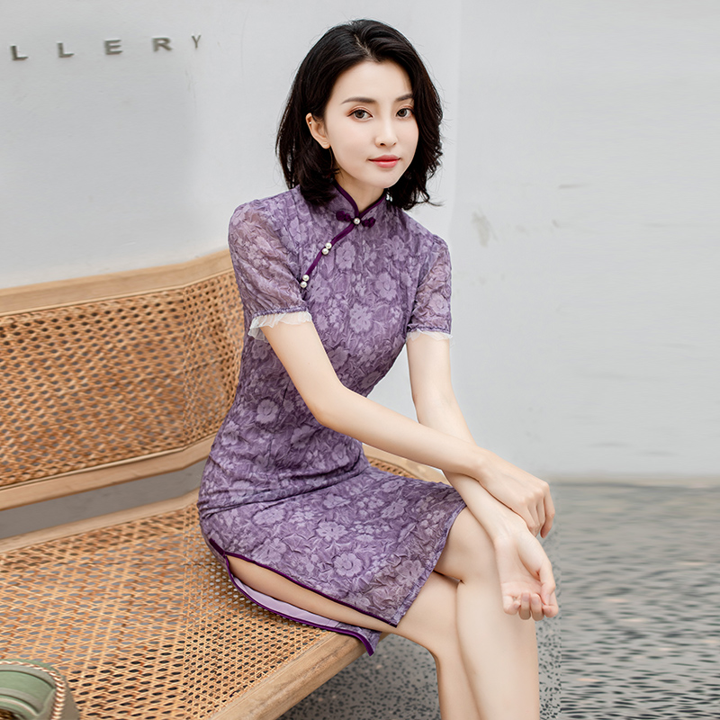Purple fashionable cheongsam, lace dress, french style, Chinese style Purple fashionable cheongsam, lace dress, french style, Chinese style