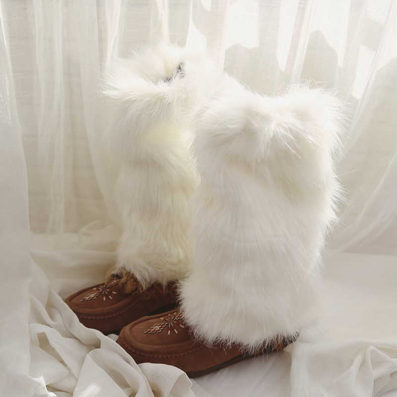 Winter fur plush leg sleeve imitation fur dyeing leather grass shoe cover with leg boot cover female tide European and American casual sexy sleeves