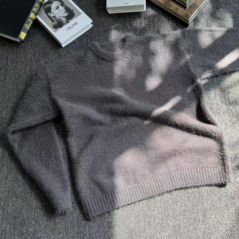 7Ac Three-Dimensional Faux Mink Round Neck Sweater, Soft and Thick Knit, Solid Color, Suitable for Layering or Wearing Alone, Cleanfit Style 7Ac Three-Dimensional Faux Mink Round Neck Sweater, Soft and Thick Knit, Solid Color, Suitable for Layering or Wearing Alone, Cleanfit Style