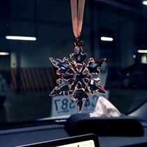 Car pendant crystal snowflake car ornaments womens rearview mirror pendant high-end creative car jewelry Net red goddess
