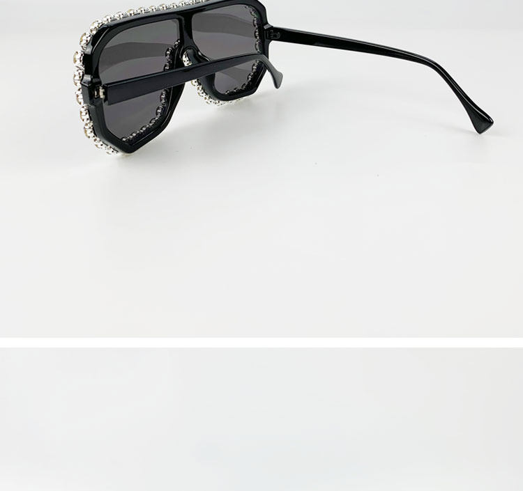 57g Weight UV400 Protection Lens Material Travel, Party Occasion Women'S Gender Diamond Design Elegant, Glam, Hip-Hop, Retro, Vintage Style, Fashion, Sweet, Simple Style, Sports Style Grey, White, Purple, Red, Green, Transparent, Silver, Black Color Elegant Glam Hip-Hop UV400 Protection Diamond Women's Sunglasses 10