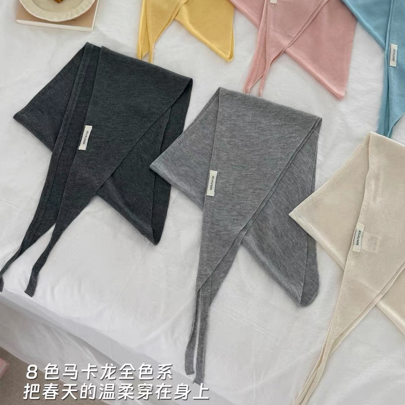 100% Tencel Lyocell~ Triangular Scarf, Layered with Jeans, Decorated with a Belt at the Waist, Knitted Scarf, Shawl
