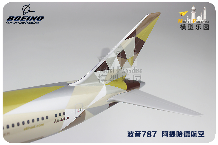 Boeing 787 Etihad 43 cm điều khiển bằng giọng nói led mô phỏng phát sáng máy bay chở khách máy bay mô hình tĩnh với bánh xe mô hình lamborghini