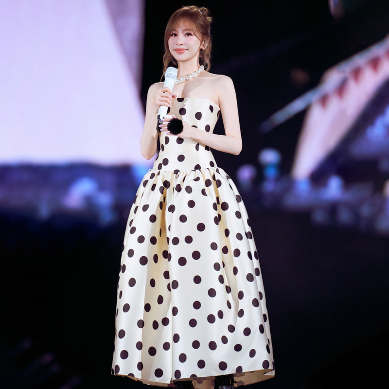 Cyndi Wang Celebrity-Style Dress, Strapless Polka Dot Design, Personalized for Birthday, Annual Meeting, Hostess, Socialite Banquet Dress Cyndi Wang Celebrity-Style Dress, Strapless Polka Dot Design, Personalized for Birthday, Annual Meeting, Hostess, Socialite Banquet Dress