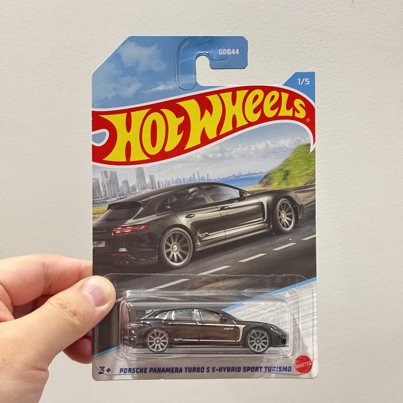 Hot Wheels Car Porsche Panamera Panamera 944