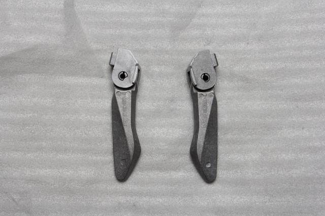 The new Lin Haishan Ye Ruichi 125 pedal pedal pedal pedal LH125T-15 locomotive pedal