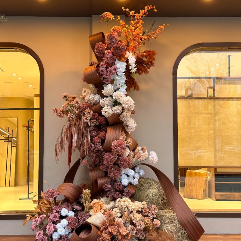 Maillard-Colored Artificial Flowers for Landscaping, Floral Decoration, Indoor Shopping Mall Window Displays, Clothing Stores, Dessert Shop Scene Arrangement Maillard-Colored Artificial Flowers for Landscaping, Floral Decoration, Indoor Shopping Mall Window Displays, Clothing Stores, Dessert Shop Scene Arrangement