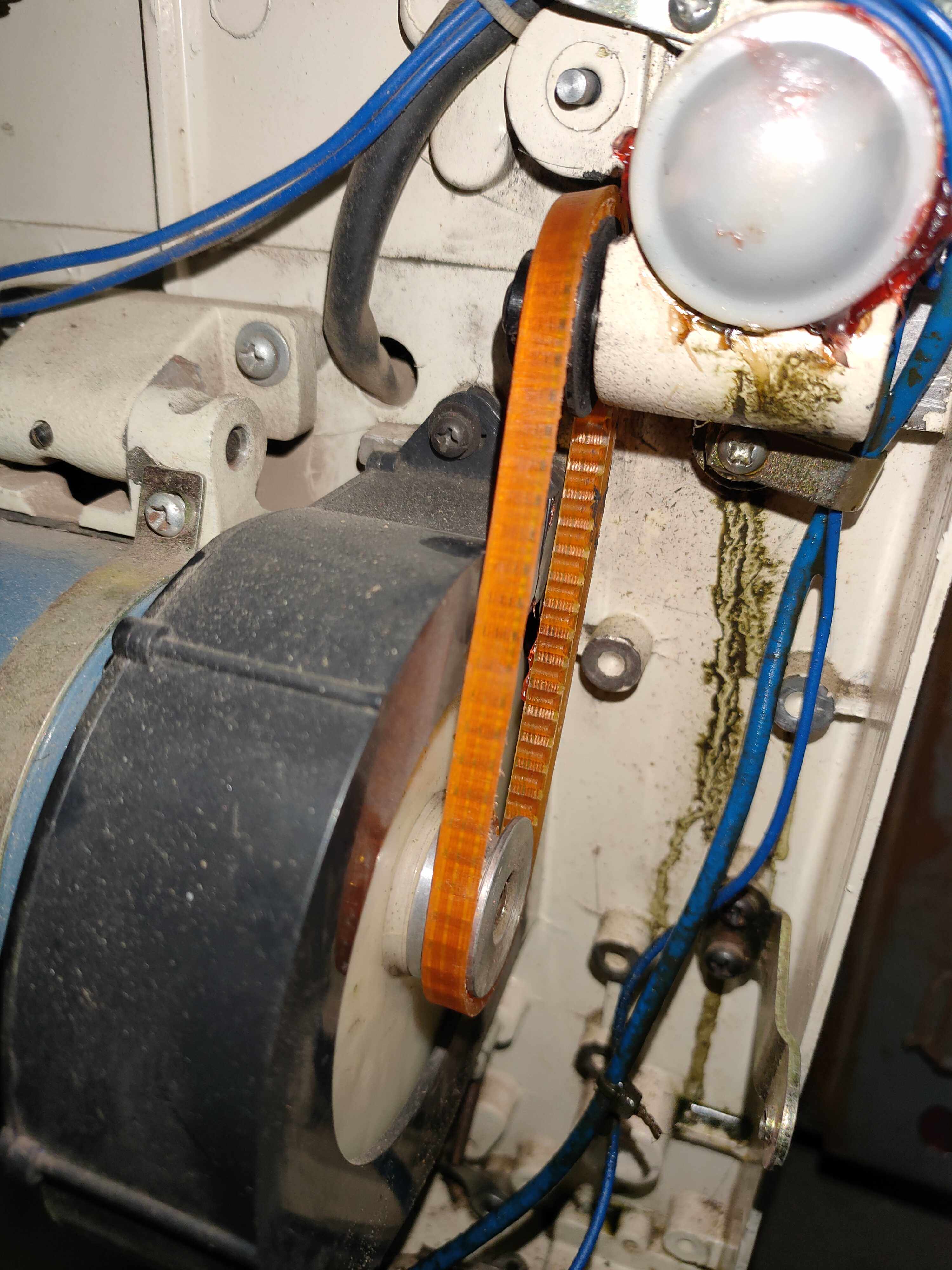 Film Machine accessories 16 mm Yangtze River 16-10 16-4A2Y Type of xenon lamp Projector with toothed motor belt