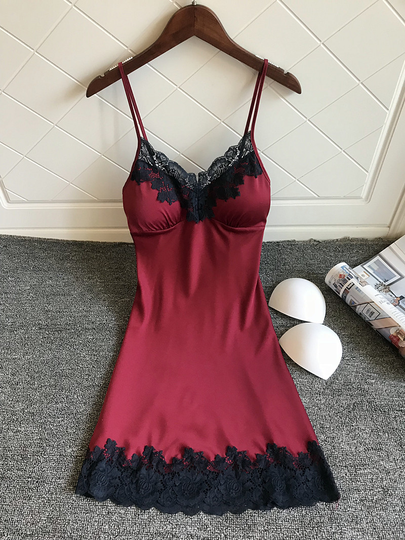 2018 new nightdress nữ mùa hè sexy với ngực pad đồ ngủ ren có thể mặc băng lụa mùa hè ngực nhỏ phần mỏng cám dỗ