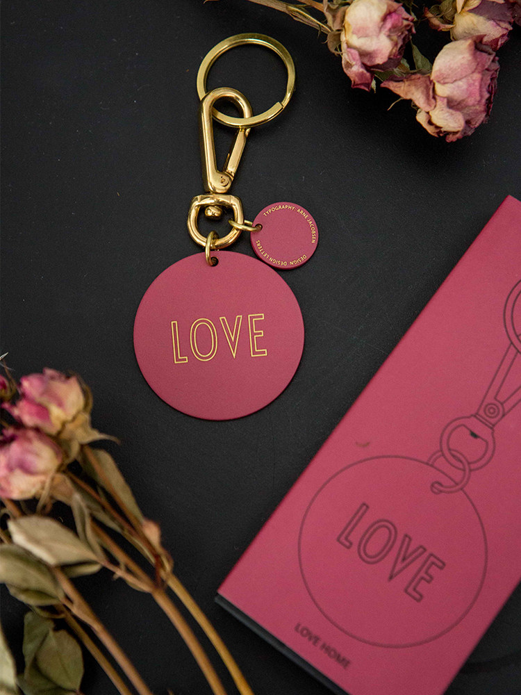 designletters letter custom keychain car pendant female high-end simple ins net red hanging gift