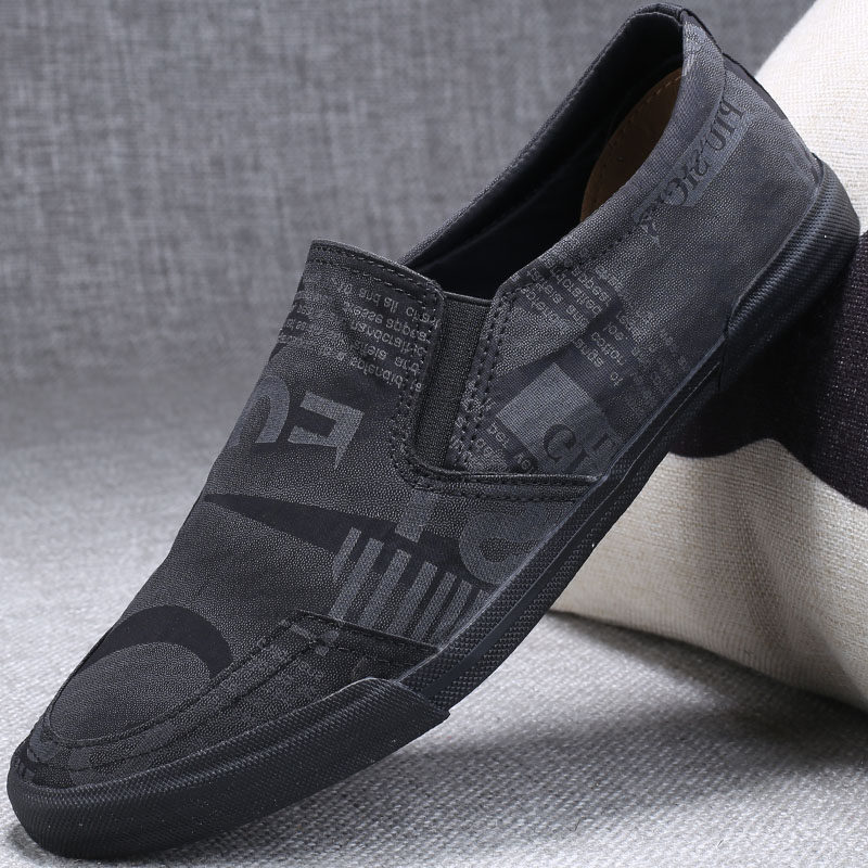 2022 New Men's Cloth Shoes Autumn Breathable Men's Old Beijing Flat Bottom Casual Shoes Slip-On Lazy Driving Shoes