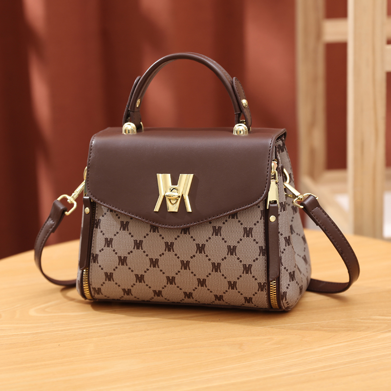 Gift Bag Women's 2026 New Fashion Versatile Shoulder Crossbody Bag Middle-Aged Ladies Mother's Handbag Tote Bag