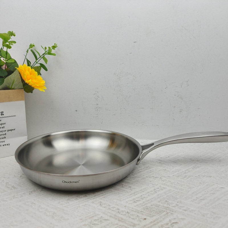 Highly Recommended Five-Layer Copper-Clad 18-10 Stainless Steel Frying Pan, Non-Coated Physical Non-Stick Pan, Fast Heat Conduction
