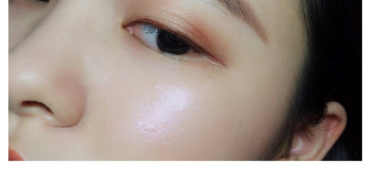 MUA nướng bột có độ bóng cao, mịn và tinh tế, sáng chói PK107 thay vì Zhang Yihan, nàng tiên cá, hoa hồng highlight tạo khối