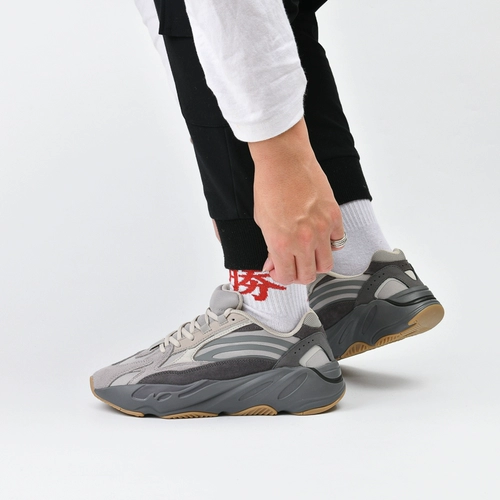 Off Yeezy Wastef Coconut 700V2 Вулканические серо -коричневые туфли папы Purtian Real Explosion Мужские ботинки и женские туфли Ins Tide
