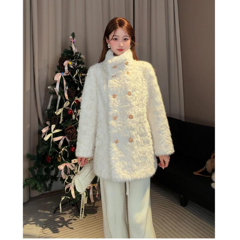 2026 Autumn and Winter Imitation Lamb Wool Coat for Women, White Stand-Up Collar, Mid-Length, High-End, Eco-Friendly Fur, Warm Coat