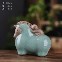 Immediately seal the Hou Bai Xiang tea pet ornaments Ceramic gifts Elephant Monkey Ge Kiln Celadon tea play can raise cute lucky