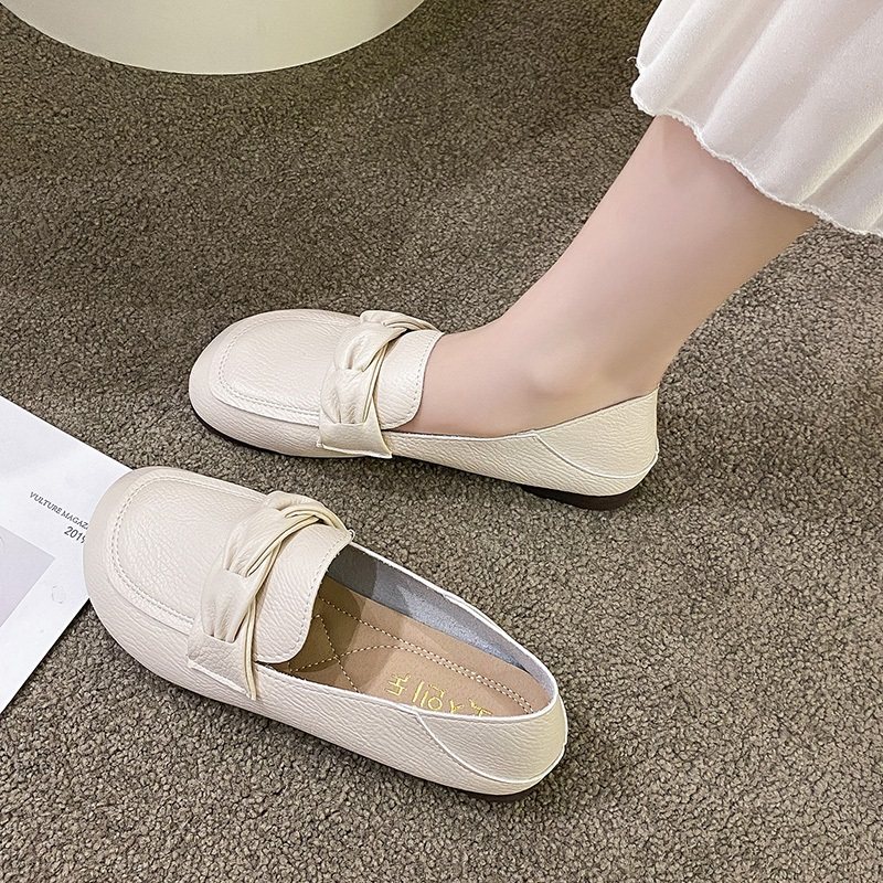 Women's Flat Shoes 2026 Spring and Autumn New Korean Style Versatile Slip-On Two-Way Wear Loafers Shallow Mouth Soft Sole Soft Leather